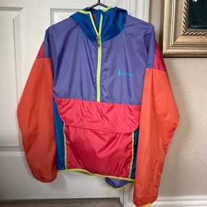 Cotopaxi windbreaker Women’s Small